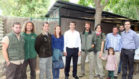 El batle Guillem Crespí i el conseller Biel Company participen a la jornada de portes obertes al Centre de Recuperació del COFIB en el marc dels actes de celebració del Dia Mundial del Medi Ambient